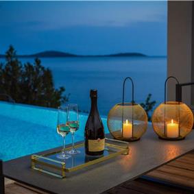 Luxury Beachfront Villa with Heated Infinity Pool near Trogir, Sleeps 8